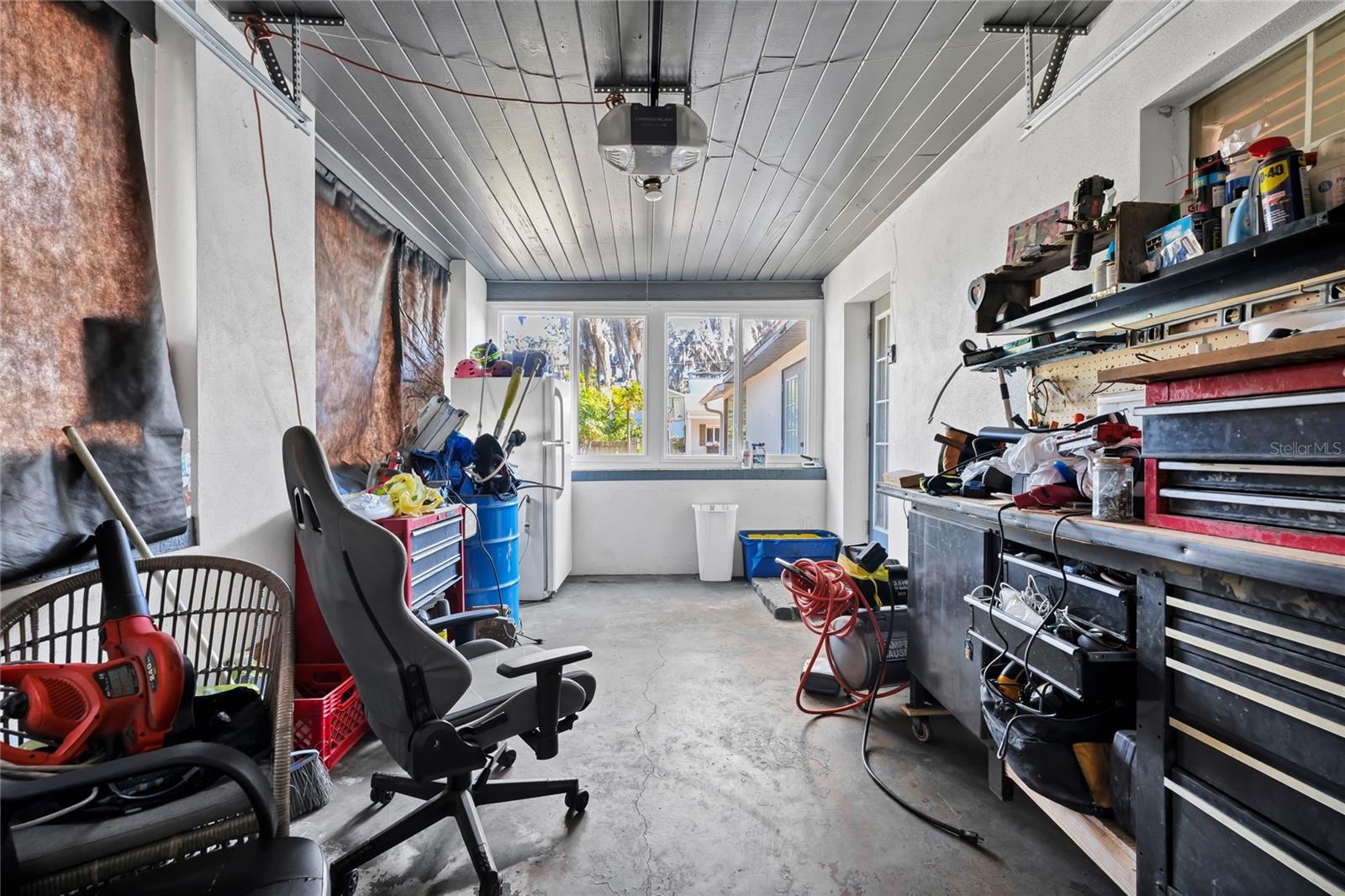 HOWEY LAKE SHORE HEIGHTS - Residential