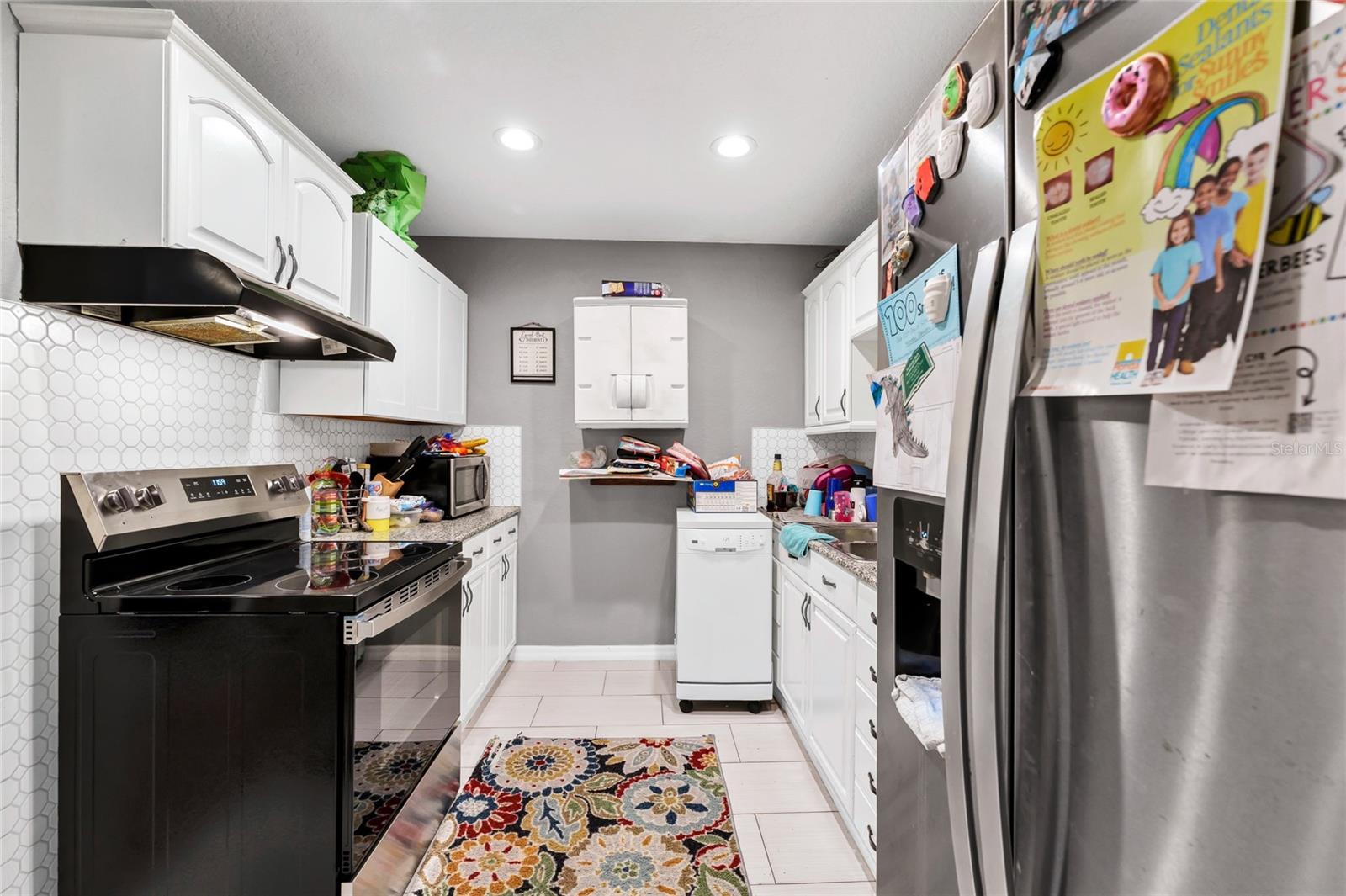 HOWEY LAKE SHORE HEIGHTS - Residential