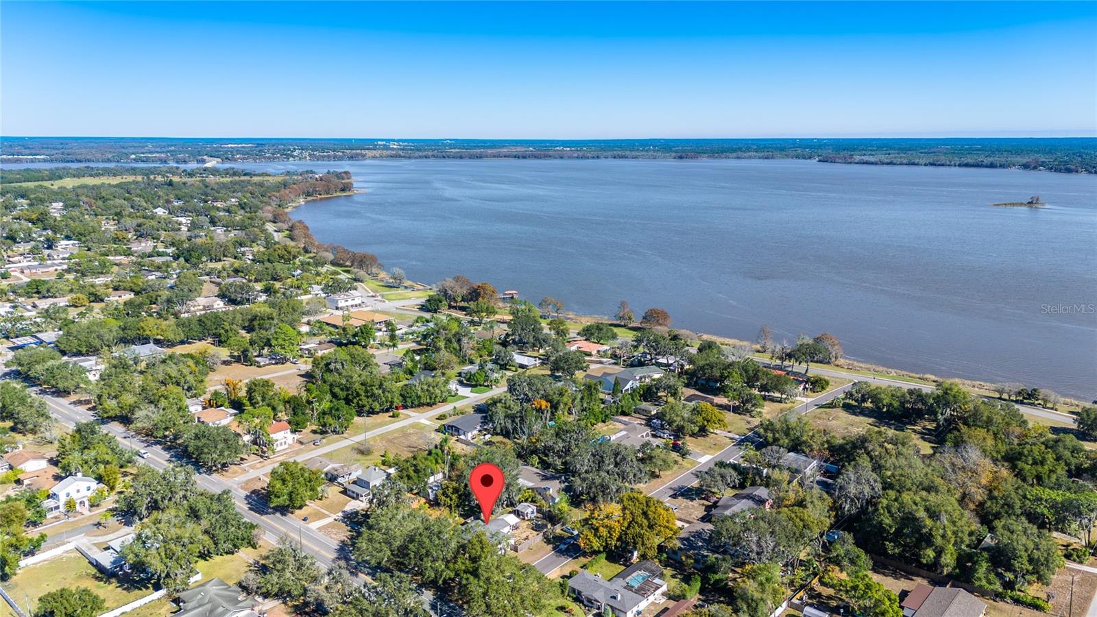 HOWEY LAKE SHORE HEIGHTS - Residential