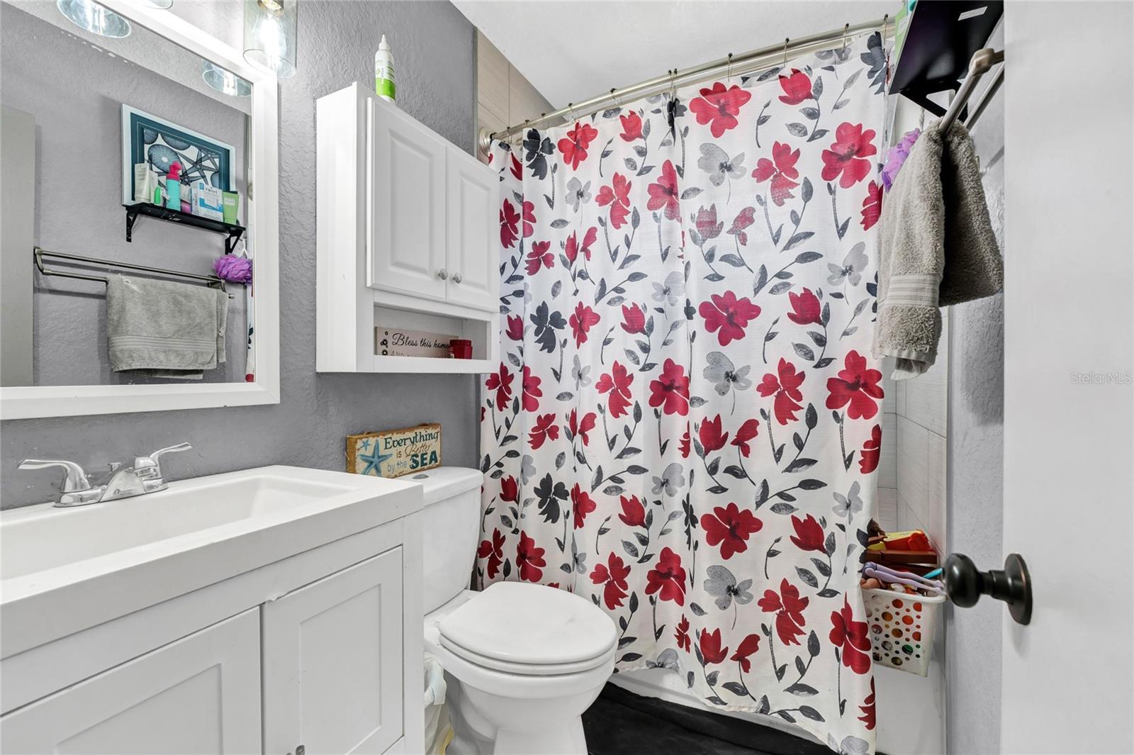 HOWEY LAKE SHORE HEIGHTS - Residential