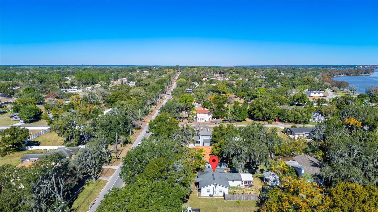 HOWEY LAKE SHORE HEIGHTS - Residential