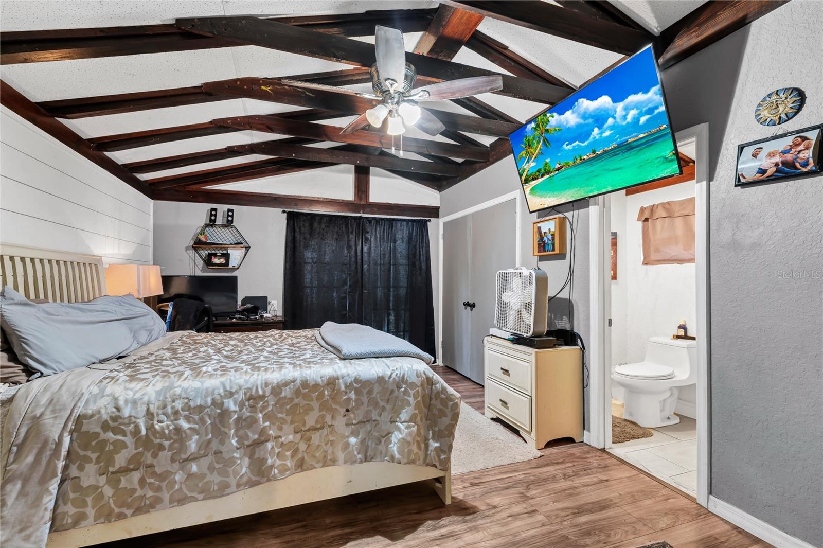 HOWEY LAKE SHORE HEIGHTS - Residential