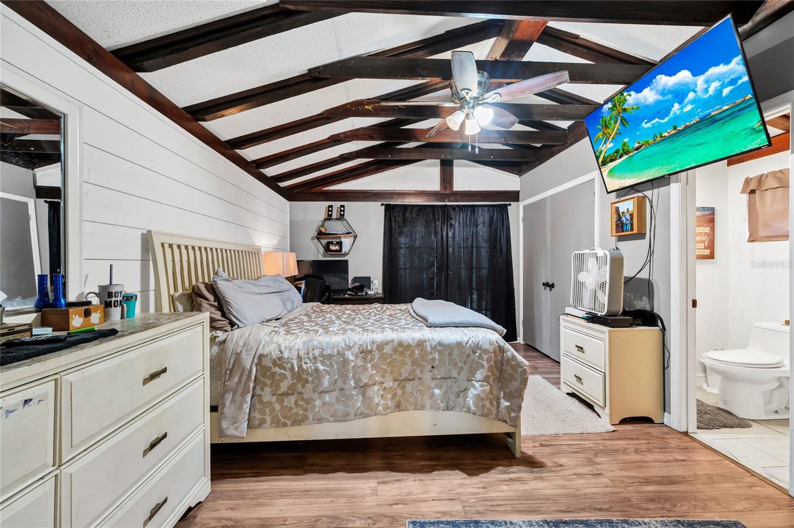 HOWEY LAKE SHORE HEIGHTS - Residential