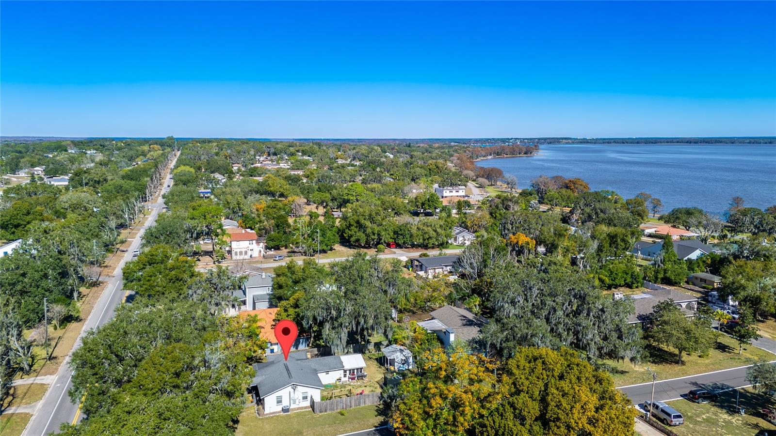 HOWEY LAKE SHORE HEIGHTS - Residential