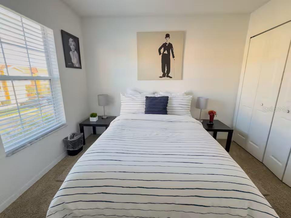 LAKE BERKLEY RESORT VILL - Residential