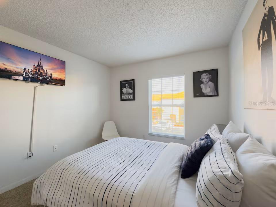 LAKE BERKLEY RESORT VILL - Residential
