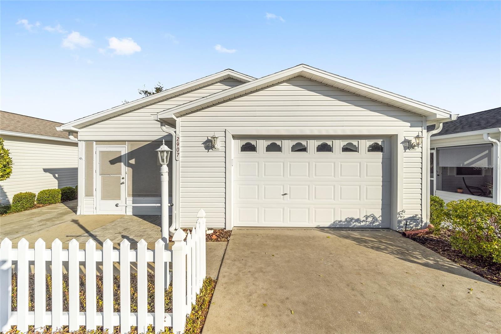 2907 BARBOZA DRIVE