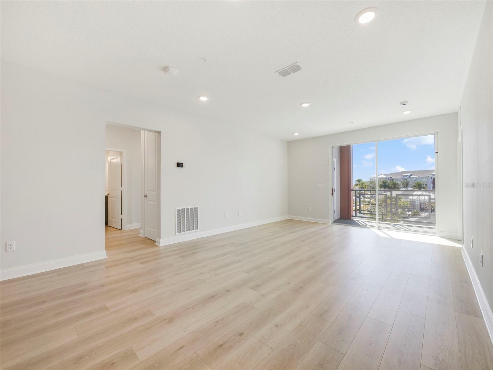 GATHERINGS OF LAKE NONA 7 CONDO - Residential