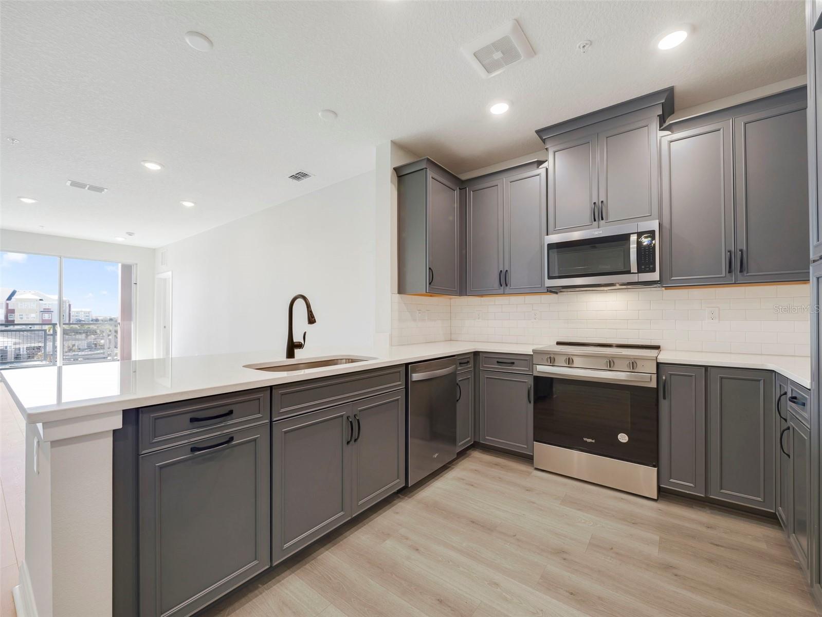 GATHERINGS OF LAKE NONA 7 CONDO - Residential