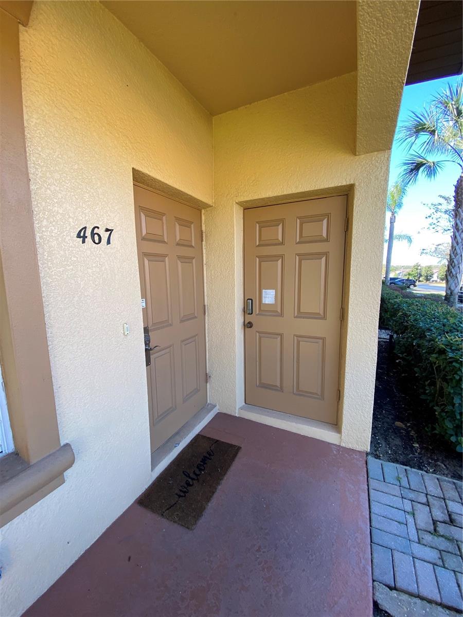 467 LA MIRAGE STREET