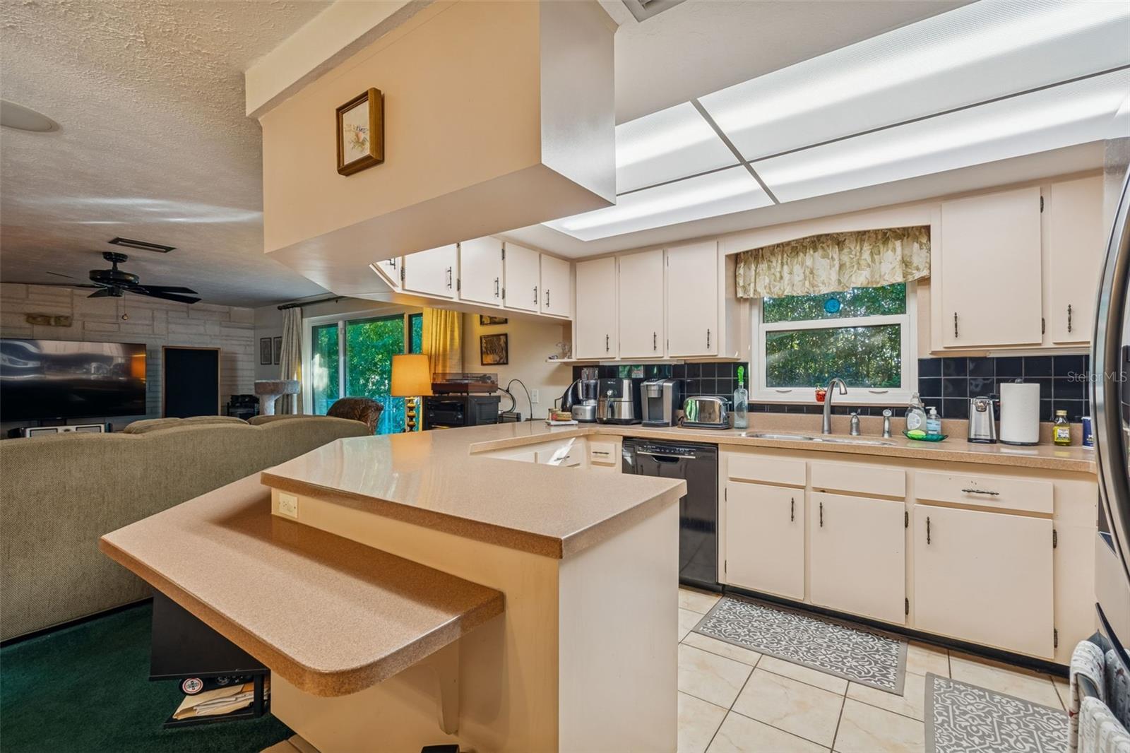 LAKE PASADENA HEIGHTS - Residential