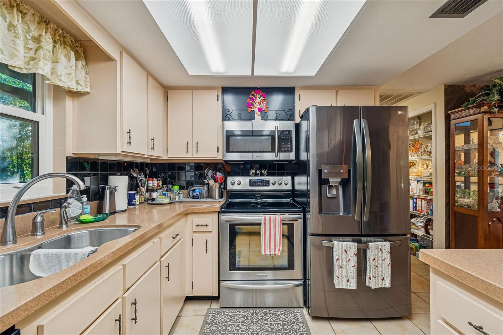 LAKE PASADENA HEIGHTS - Residential