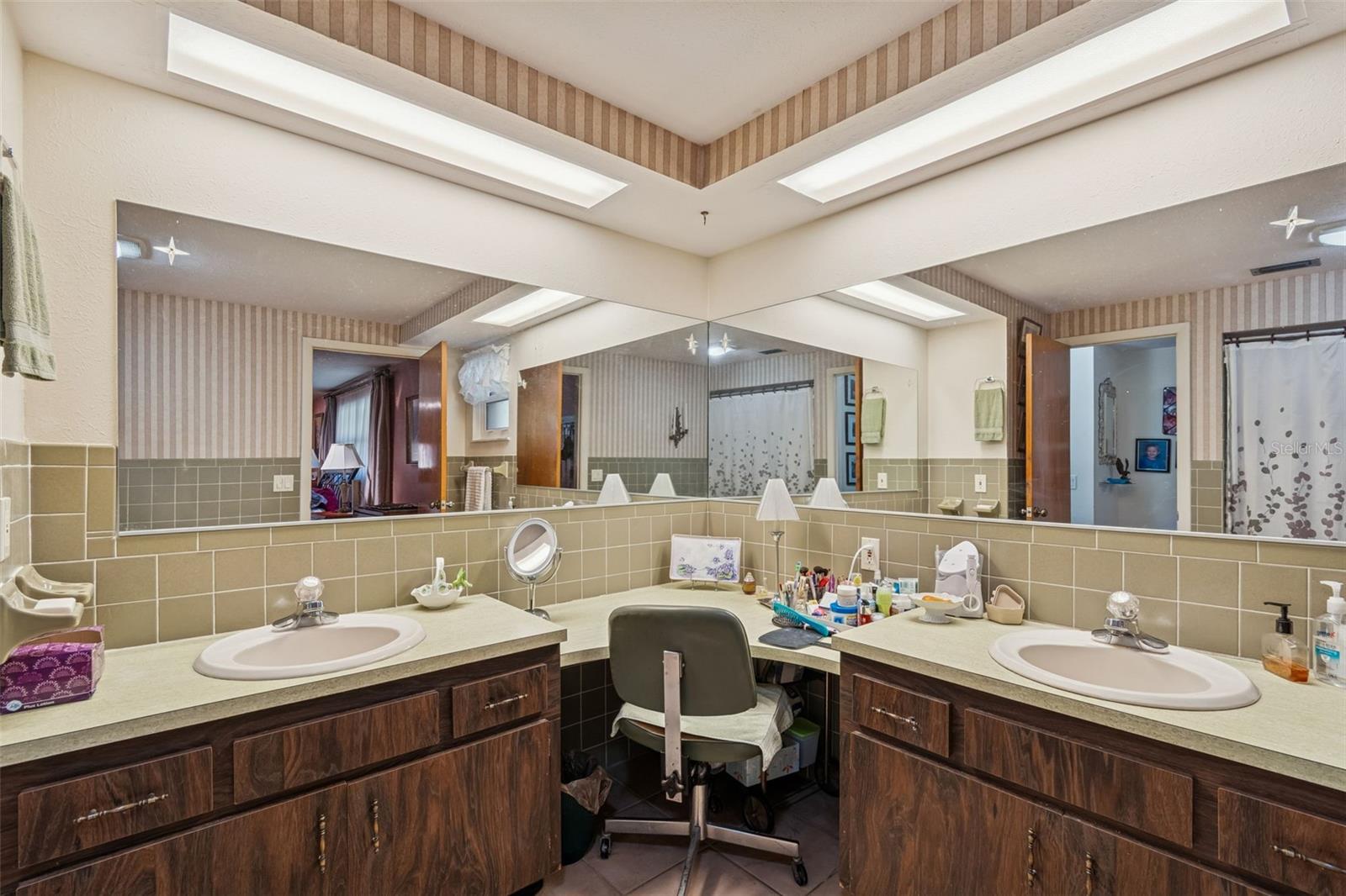 LAKE PASADENA HEIGHTS - Residential