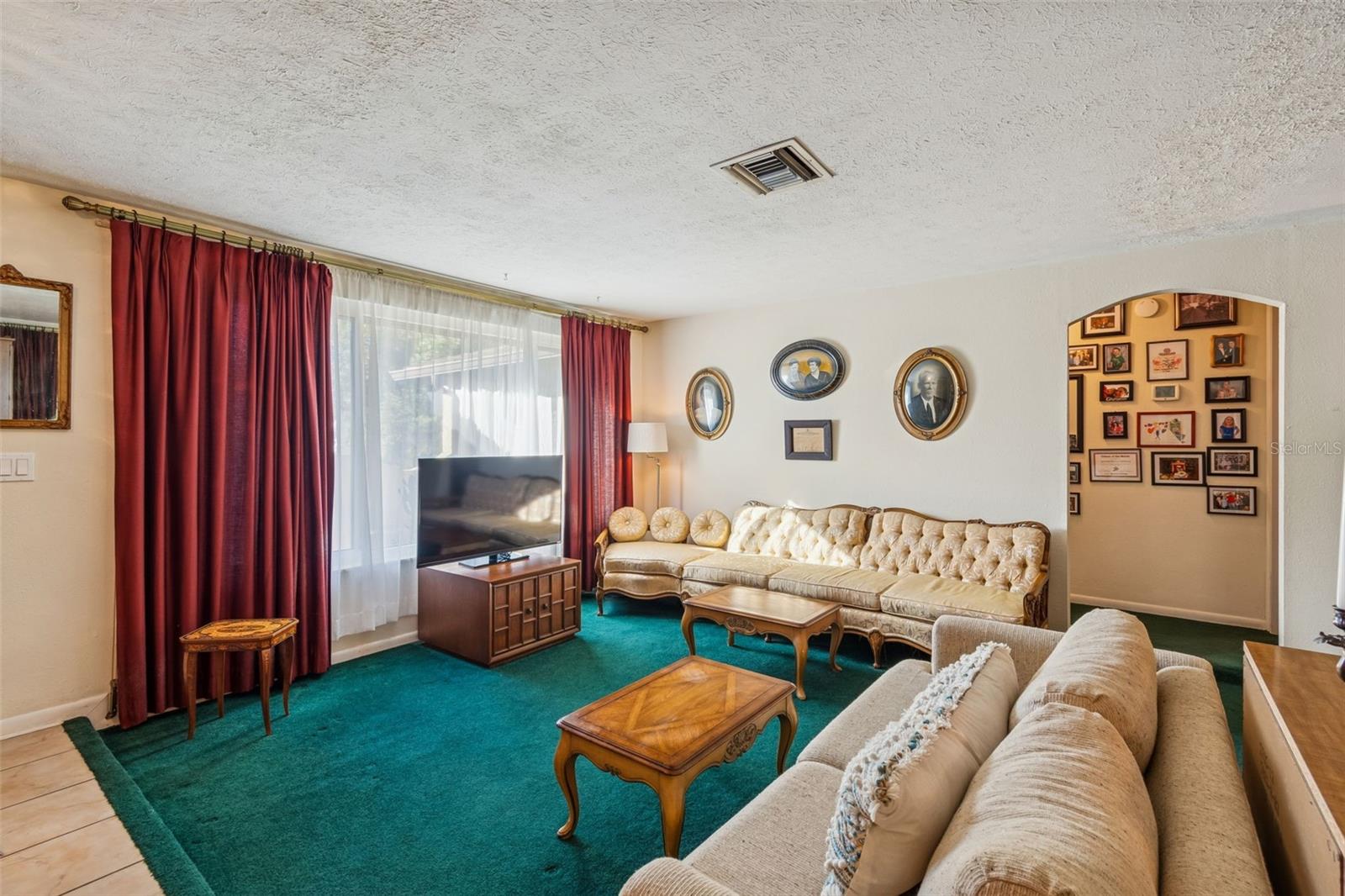 LAKE PASADENA HEIGHTS - Residential