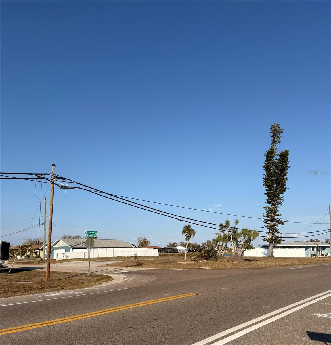 303 SHAMROCK BOULEVARD