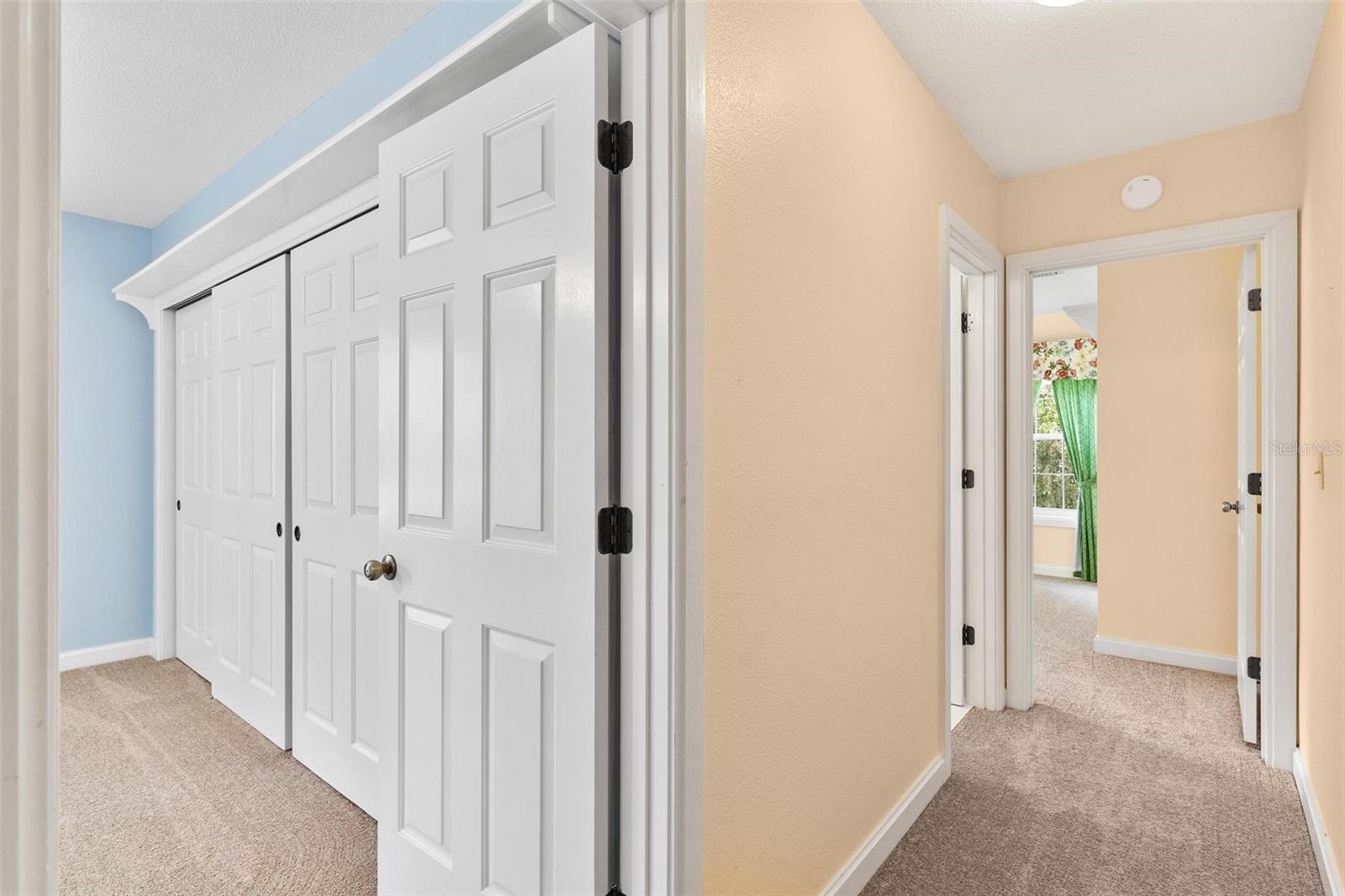 SILVER LAKE ESTATES - Residential