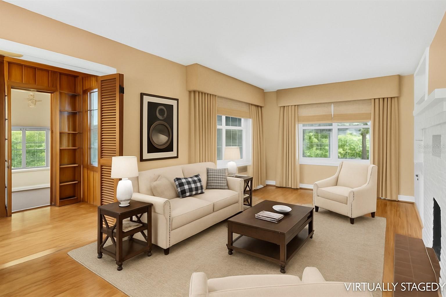 SILVER LAKE ESTATES - Residential
