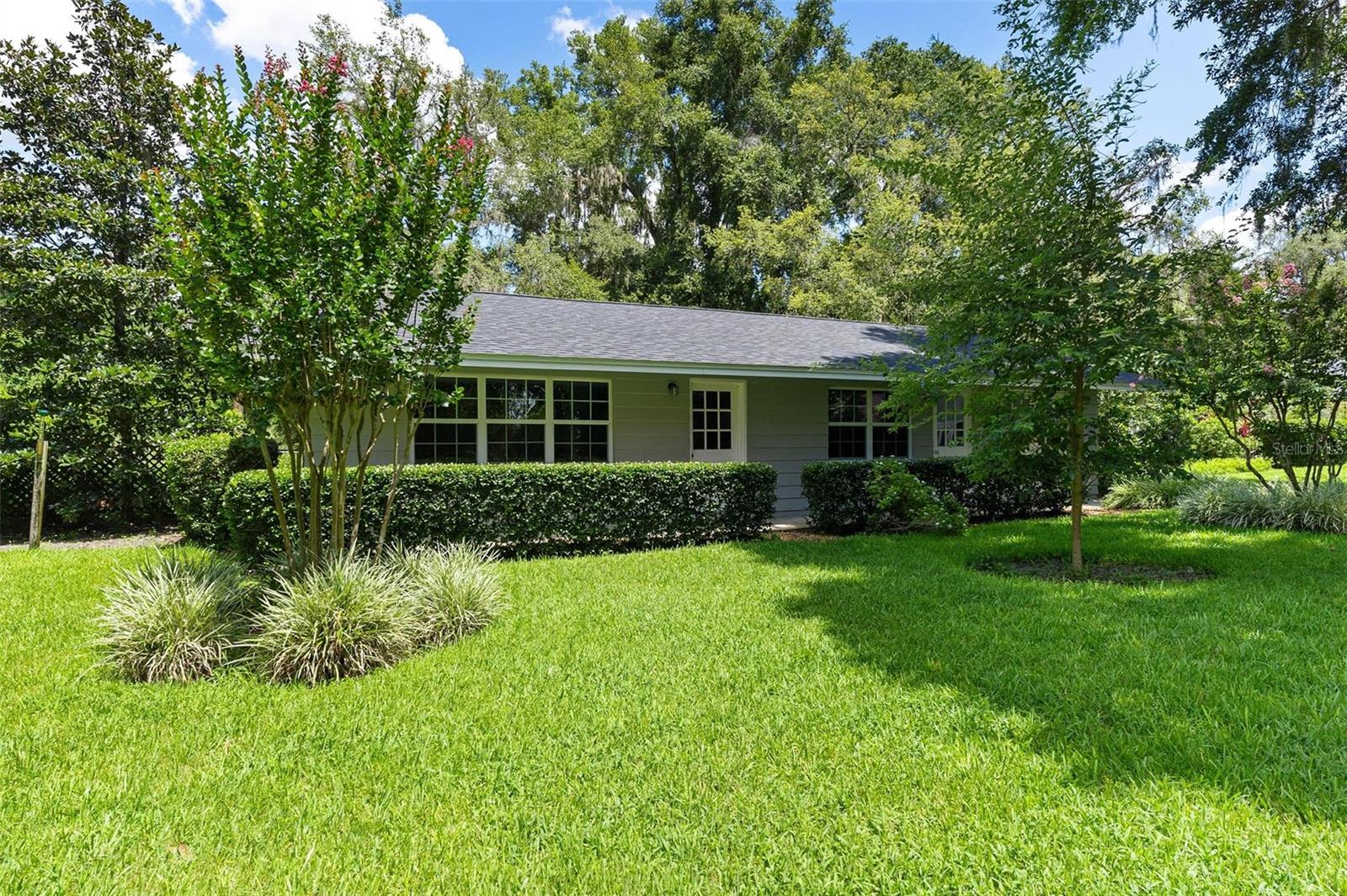 SILVER LAKE ESTATES - Residential