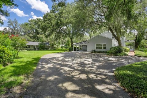 Tiny photo for 9223 Silver Lake Drive, Leesburg, FL 34788 (MLS # G5098704)