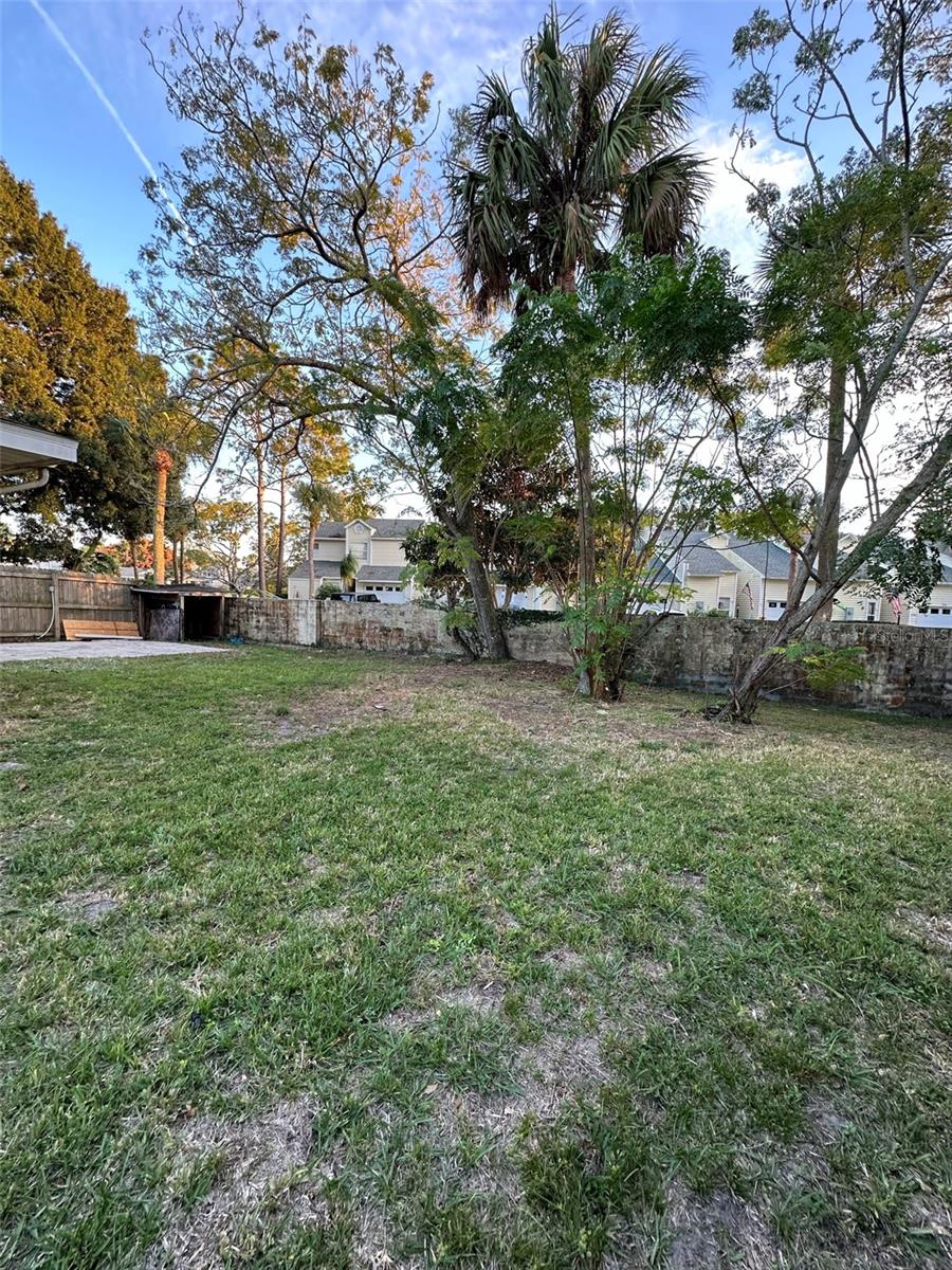 STORYBOOK VILLAGE - Residential Lease