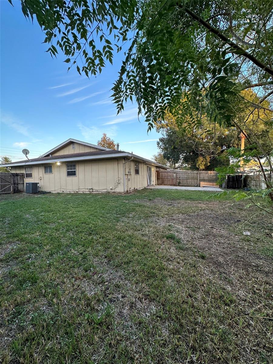 STORYBOOK VILLAGE - Residential Lease