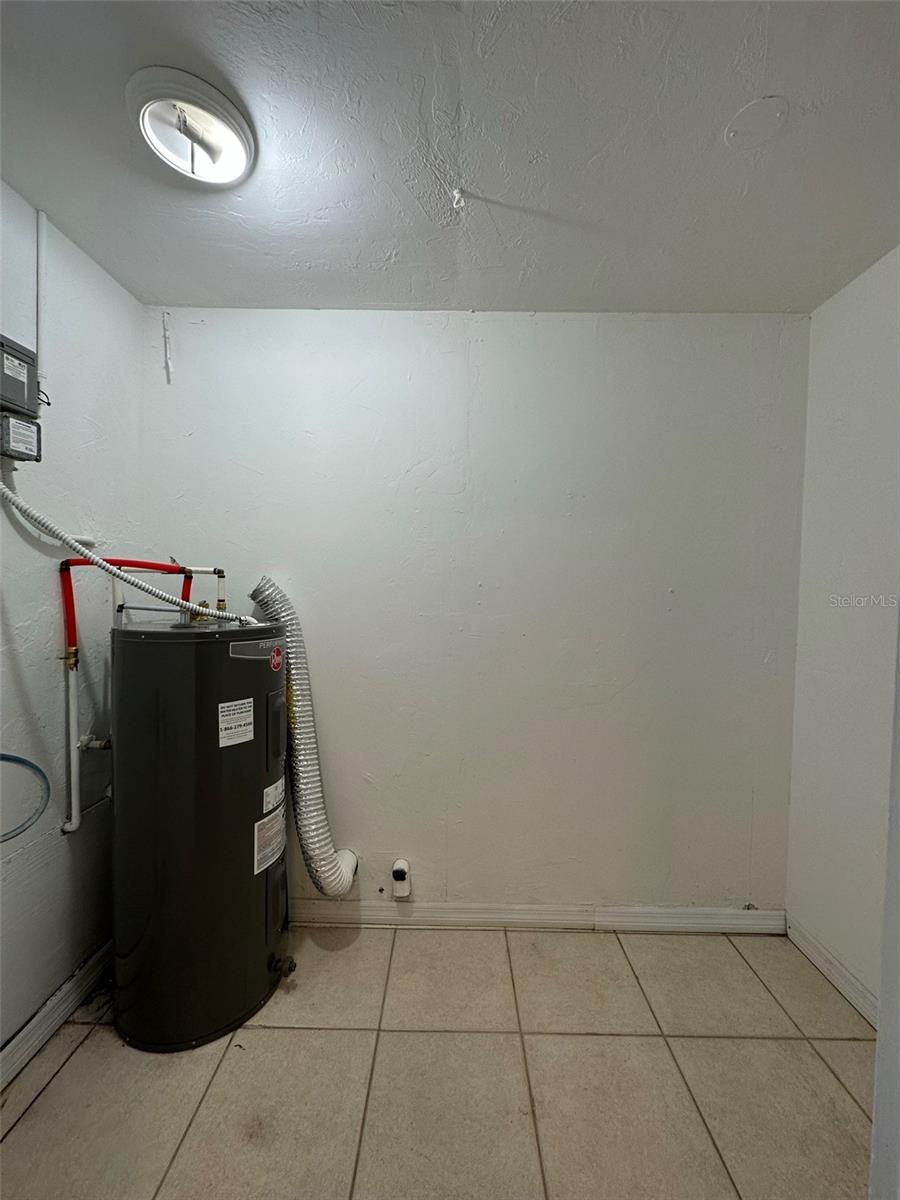 STORYBOOK VILLAGE - Residential Lease