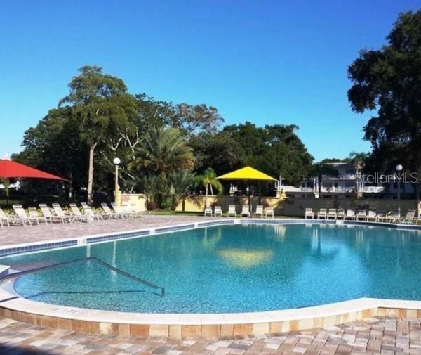 ON TOP OF THE WORLD - Residential