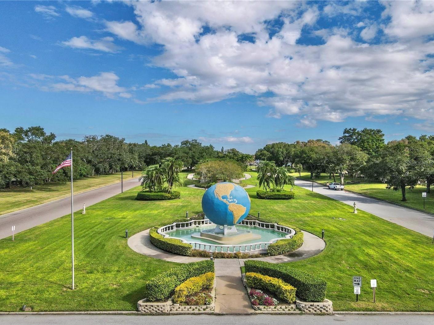 ON TOP OF THE WORLD - Residential