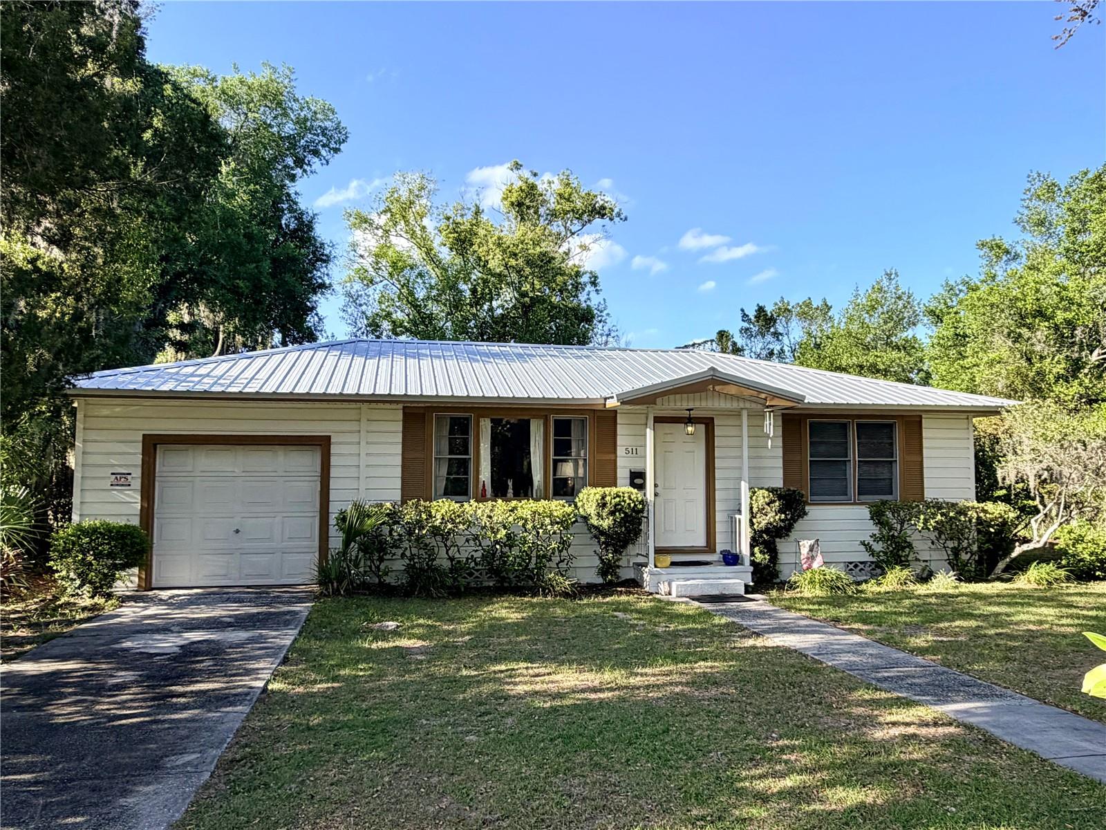 PINE HILLS BLKS 81-82 100 & 101 DELAND - Residential