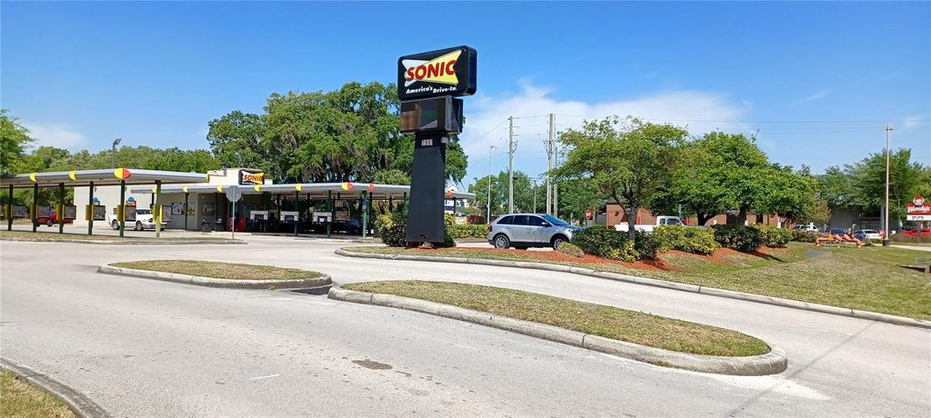 Photo of James L Redman, Plant City, FL 33566 (MLS # TB8416817)