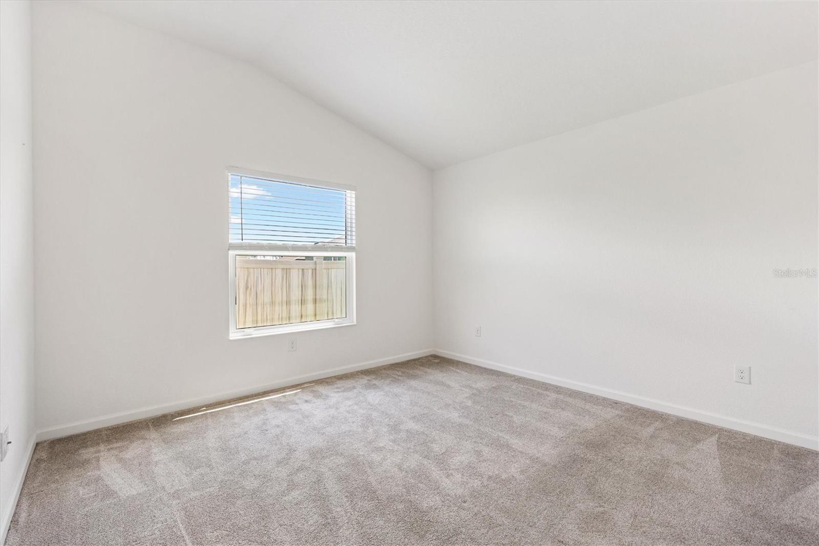 VILLAGES/WEST LAKE UN 62 - Residential