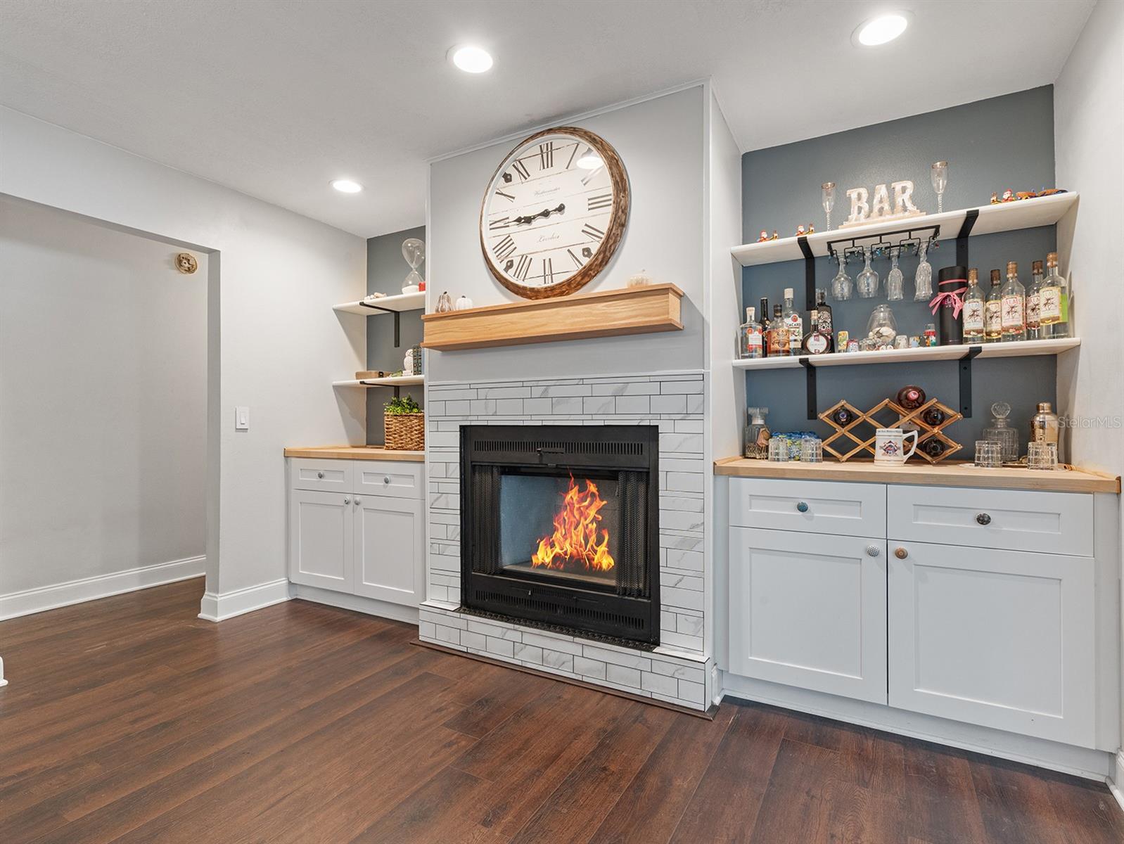 SUNRISE UNIT 2-A - Residential