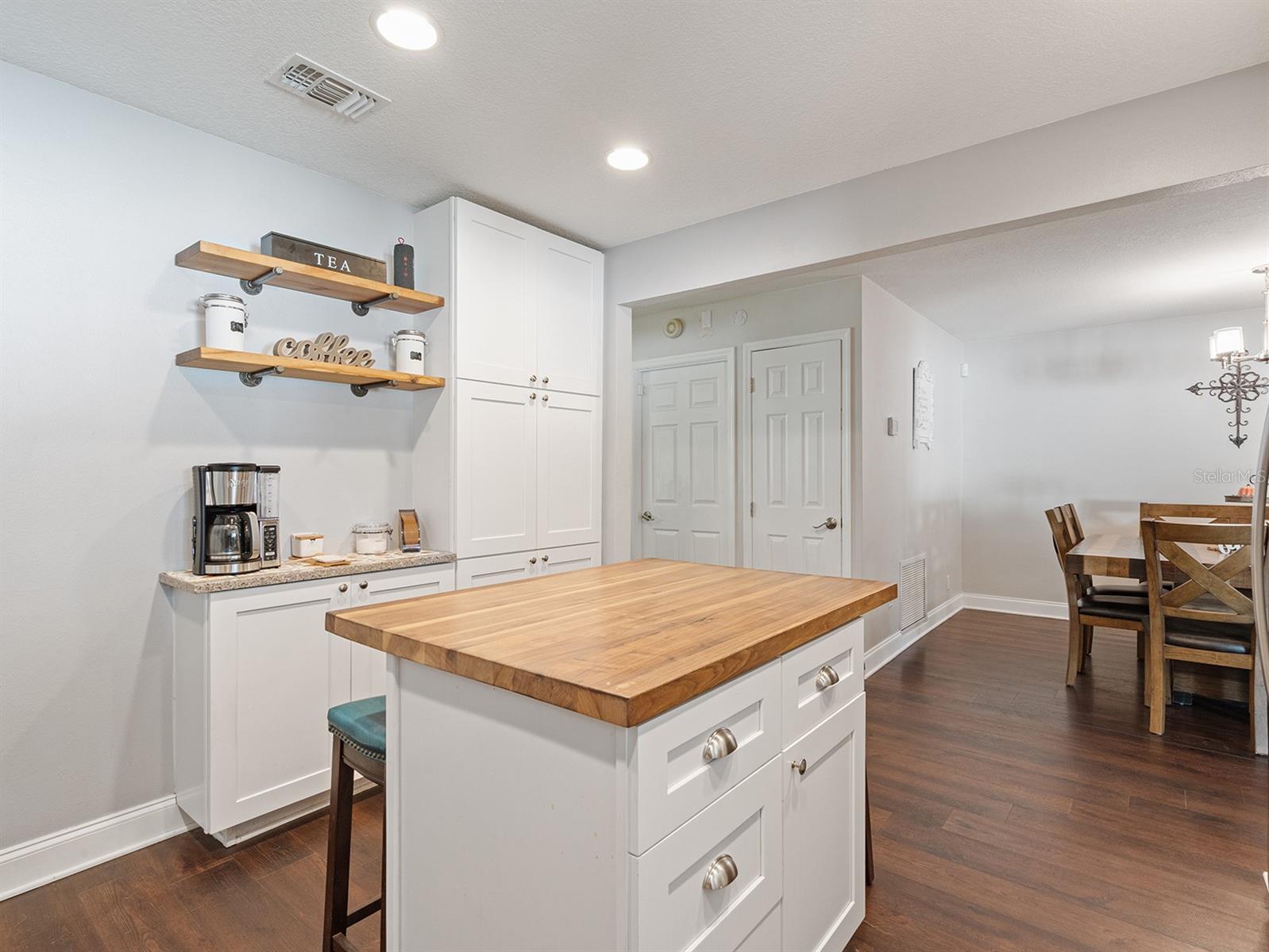SUNRISE UNIT 2-A - Residential