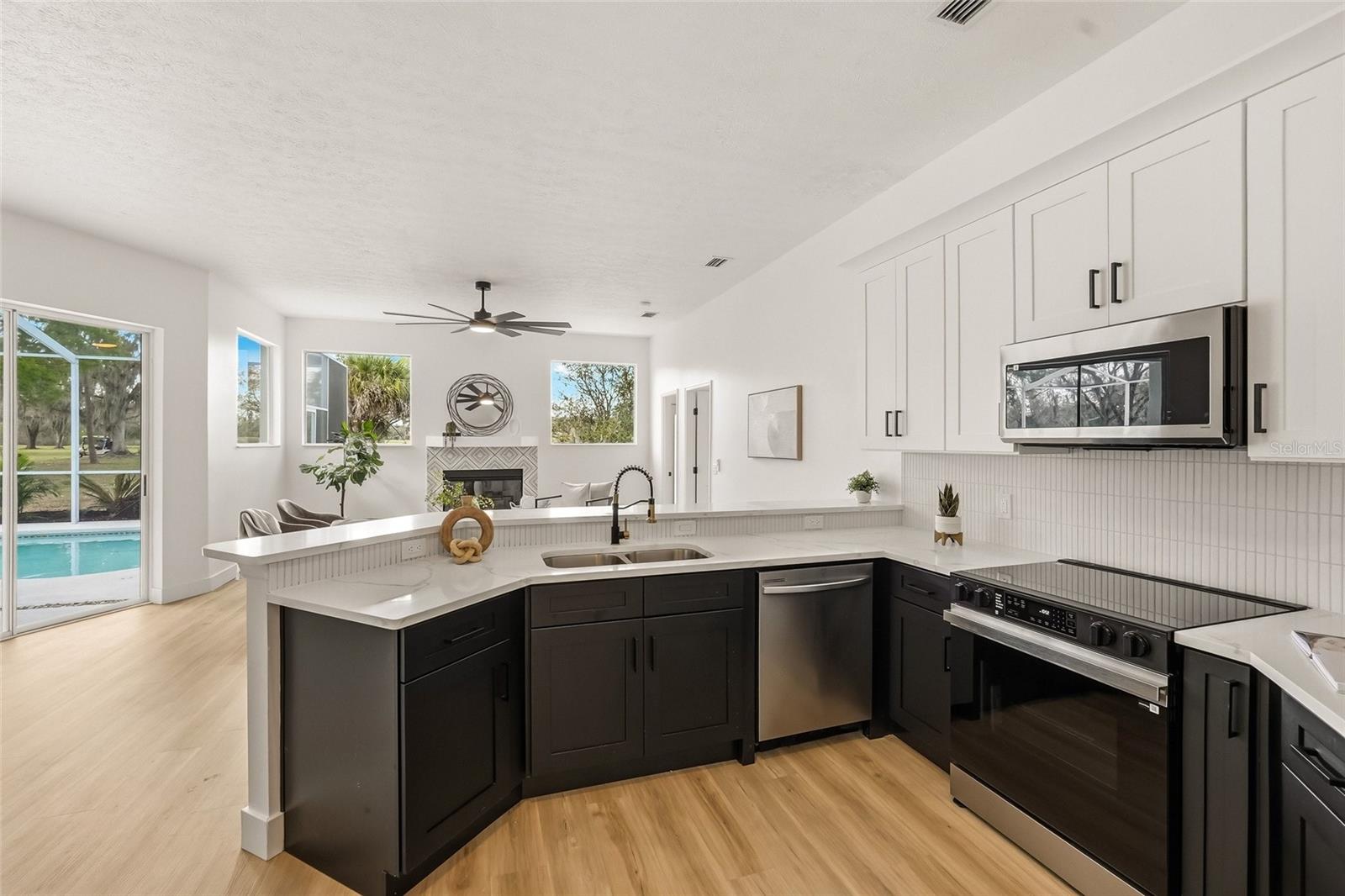 BLOOMINGDALE SECTION AA GG UNIT 1 PH 1 - Residential