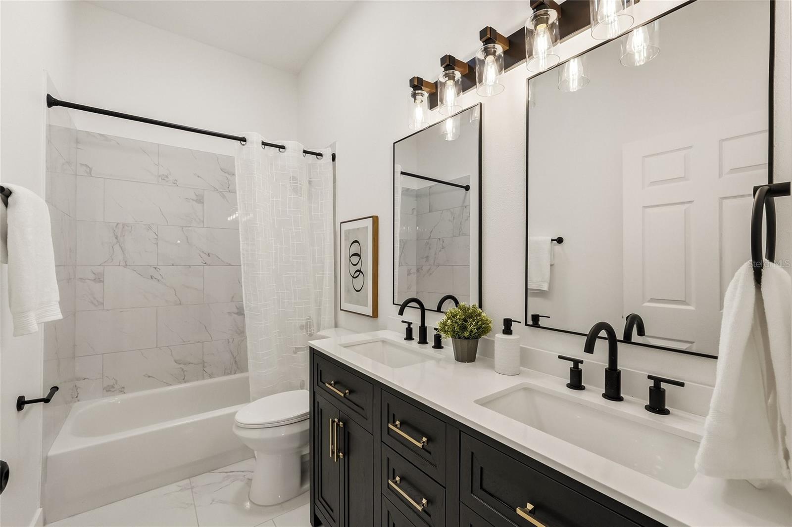 BLOOMINGDALE SECTION AA GG UNIT 1 PH 1 - Residential