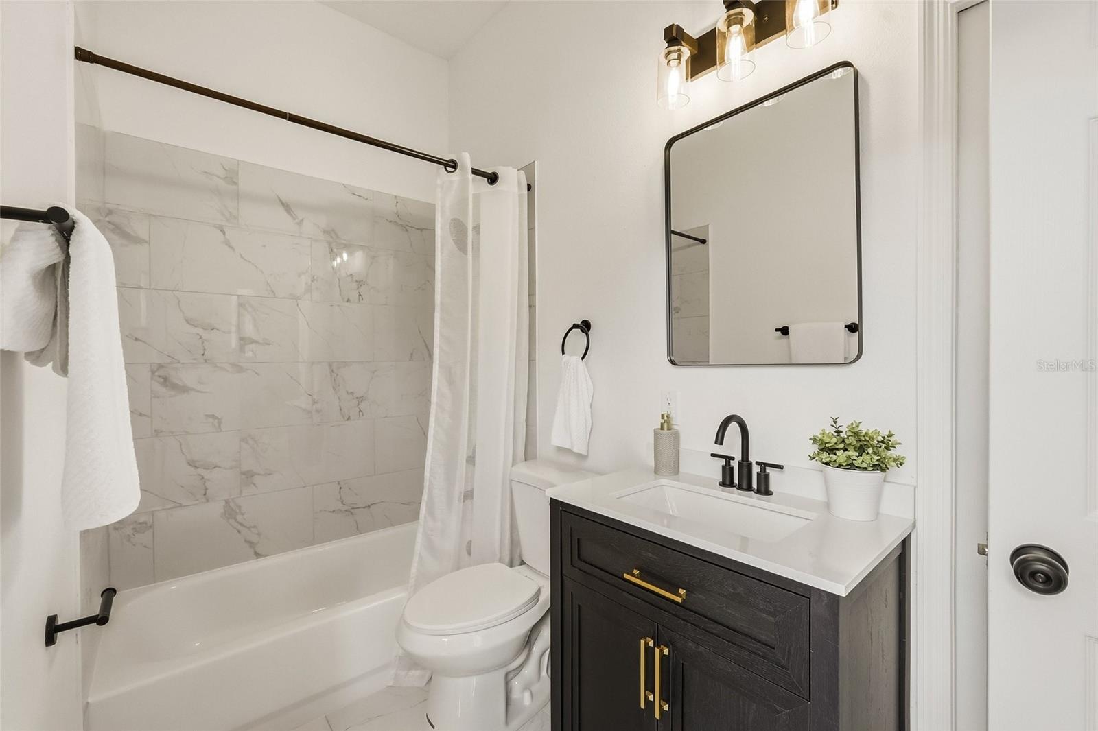 BLOOMINGDALE SECTION AA GG UNIT 1 PH 1 - Residential