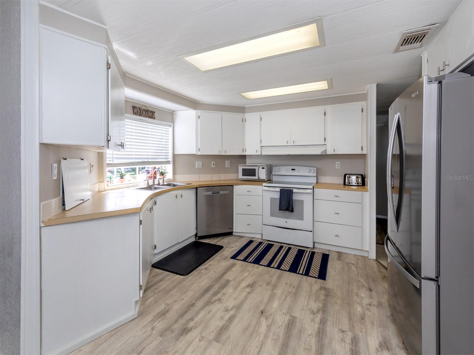 LAZY RIVER MHP - Residential