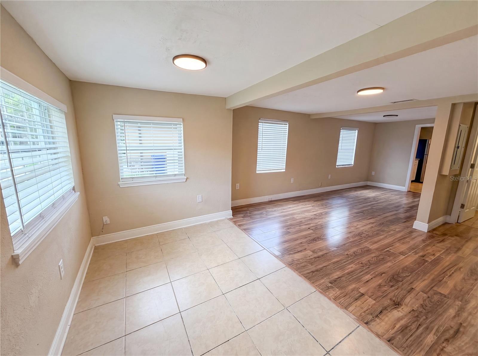 1506 W 16TH STREET