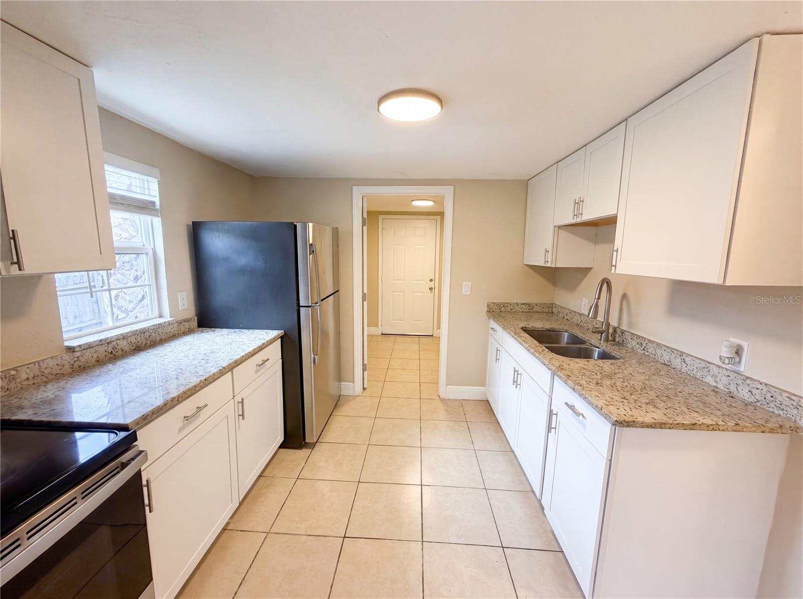 1506 W 16TH STREET