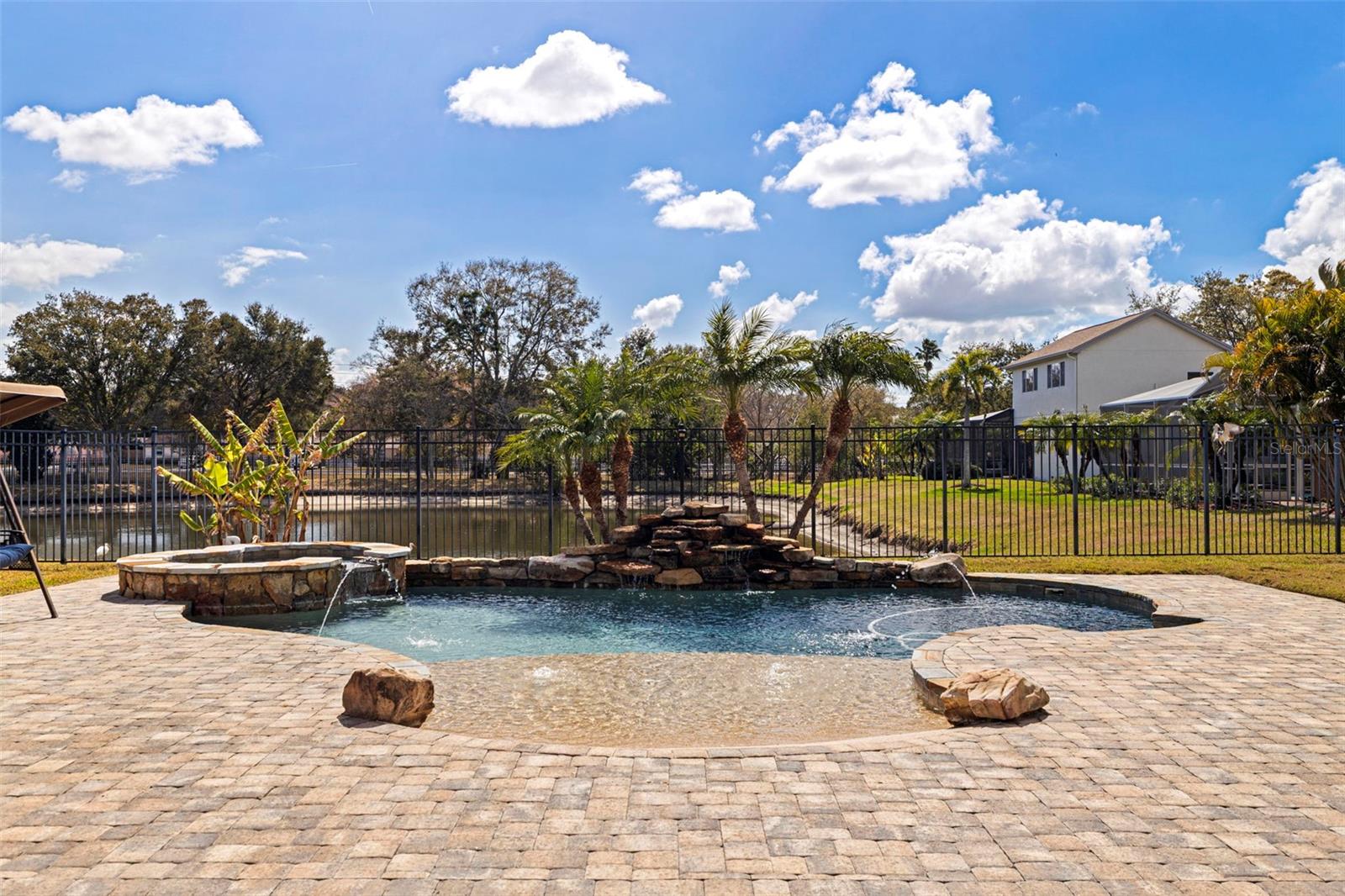 HERITAGE RESERVE - Residential