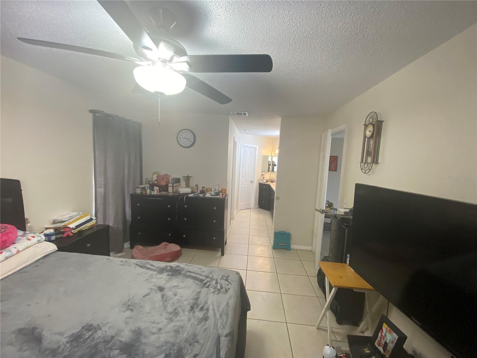 BUENAVENTURA LAKES UNIT 10 ADD 01 - Residential Lease