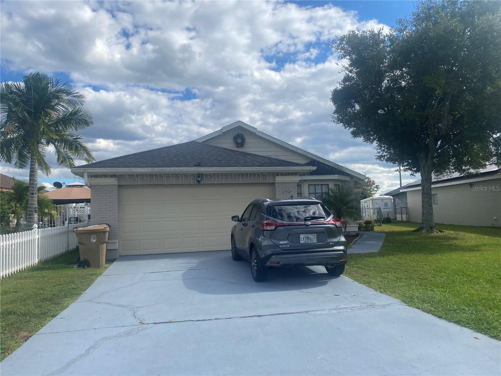 BUENAVENTURA LAKES UNIT 10 ADD 01 - Residential Lease