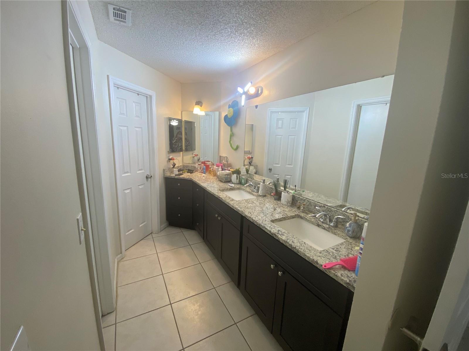 BUENAVENTURA LAKES UNIT 10 ADD 01 - Residential Lease