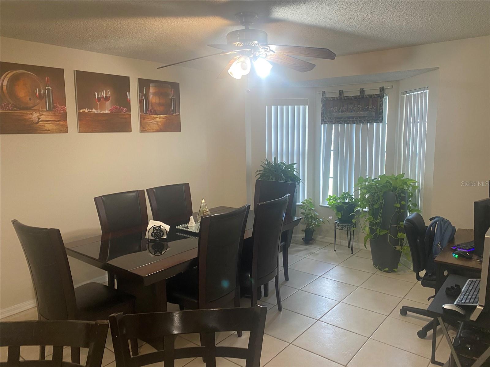 BUENAVENTURA LAKES UNIT 10 ADD 01 - Residential Lease