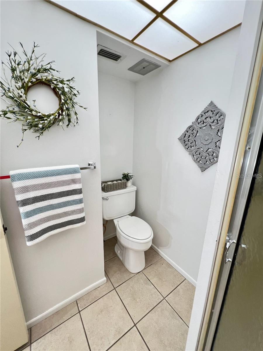 BENEVA VILLAGE SEC 1 - Residential Lease