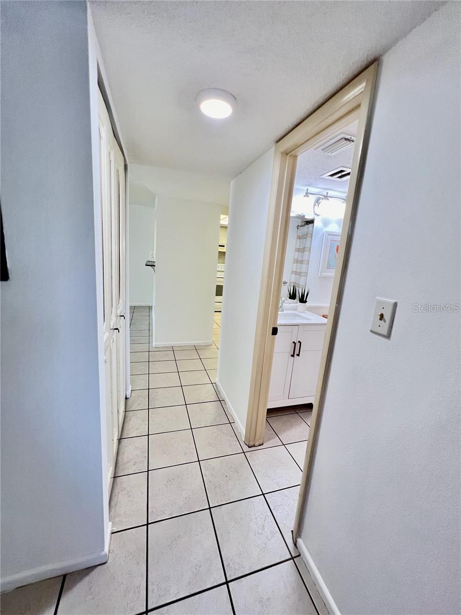 BENEVA VILLAGE SEC 1 - Residential Lease