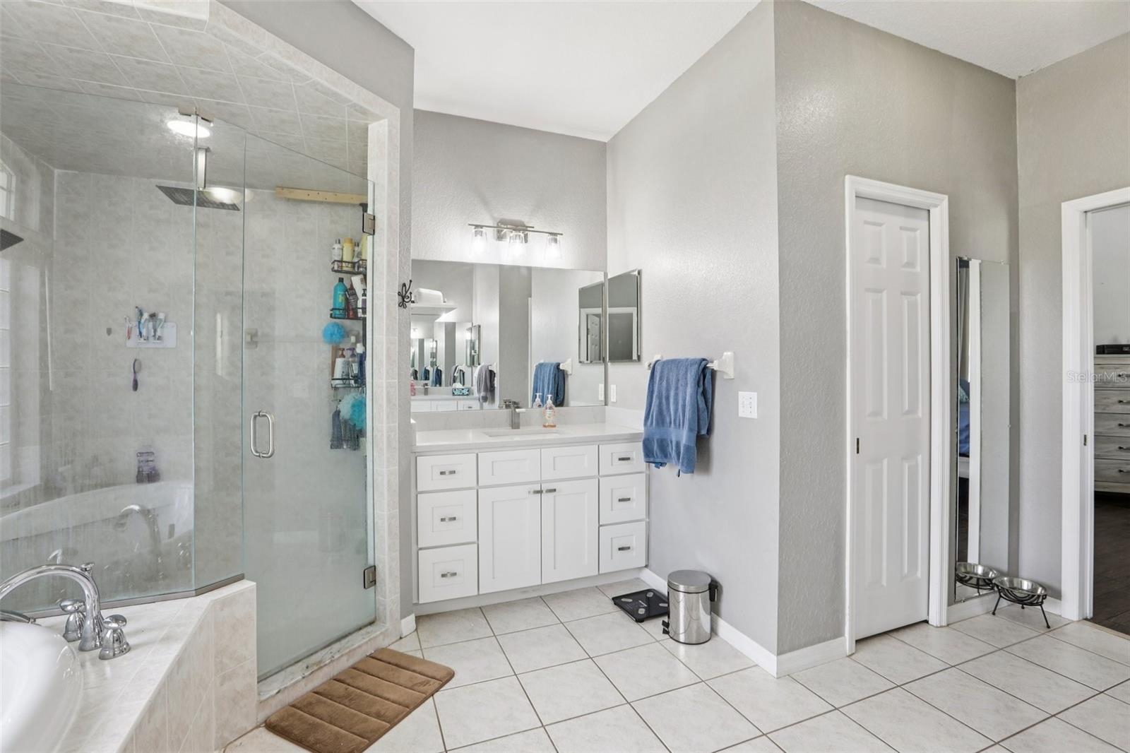 DEER BROOKE - Residential