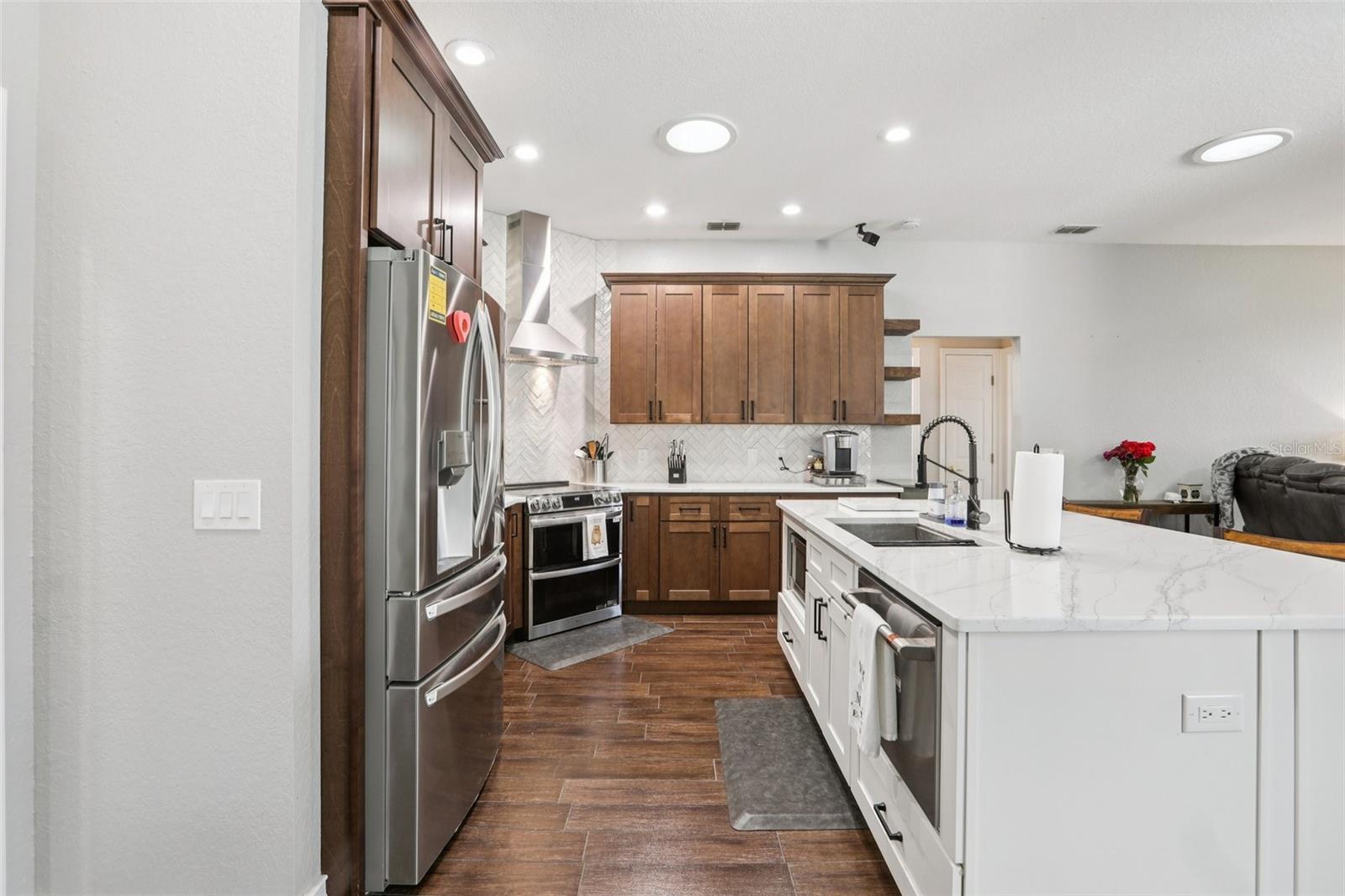 DEER BROOKE - Residential