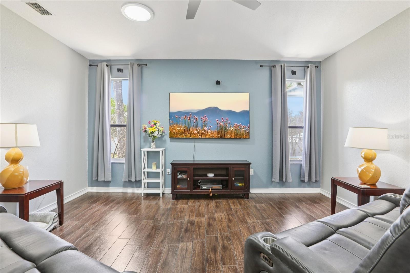 DEER BROOKE - Residential