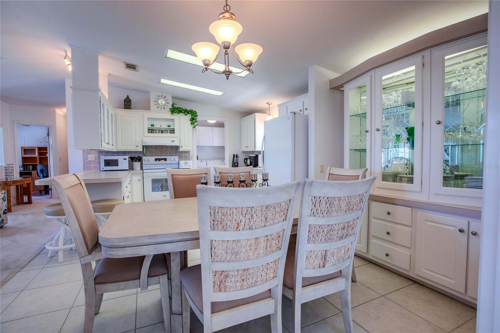 MAPLE LEAF ESTATES - Residential